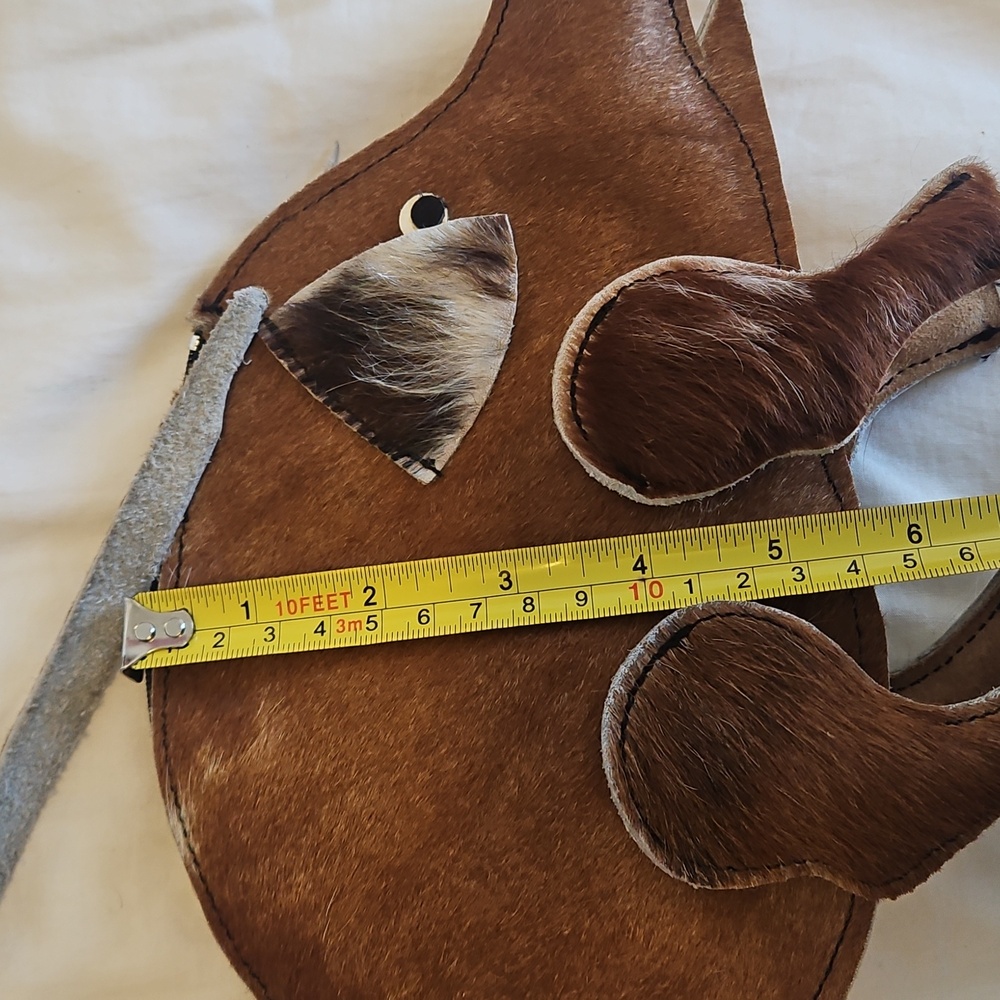 Brown Pig-Shaped Leather Crossbody Bag - Picture 6 of 9